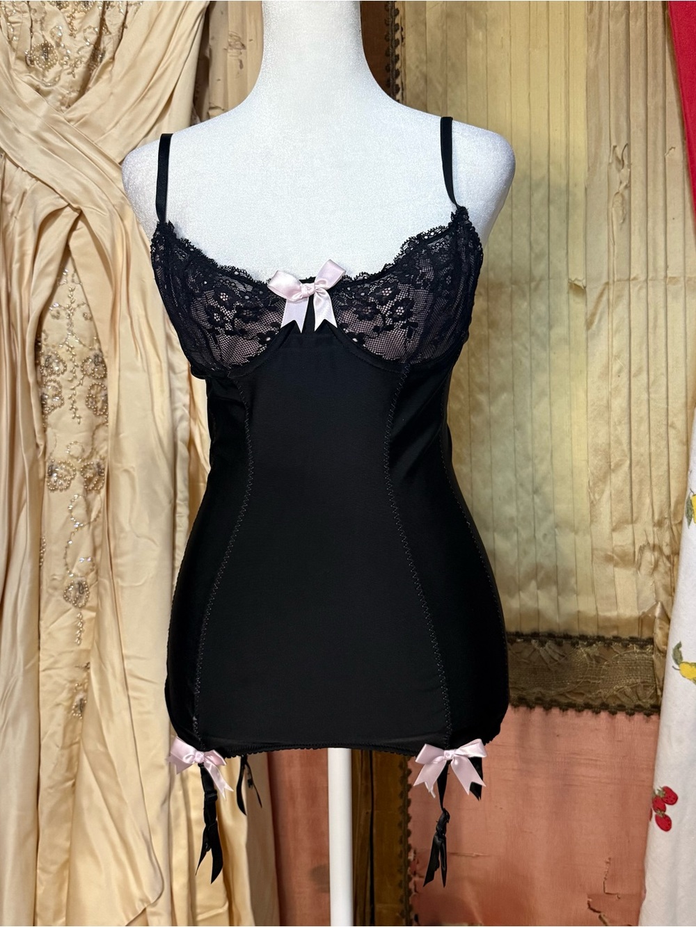 Y2K Victoria's Secret Black Chemise with Pink Bow Accents - Picture 2 of 5